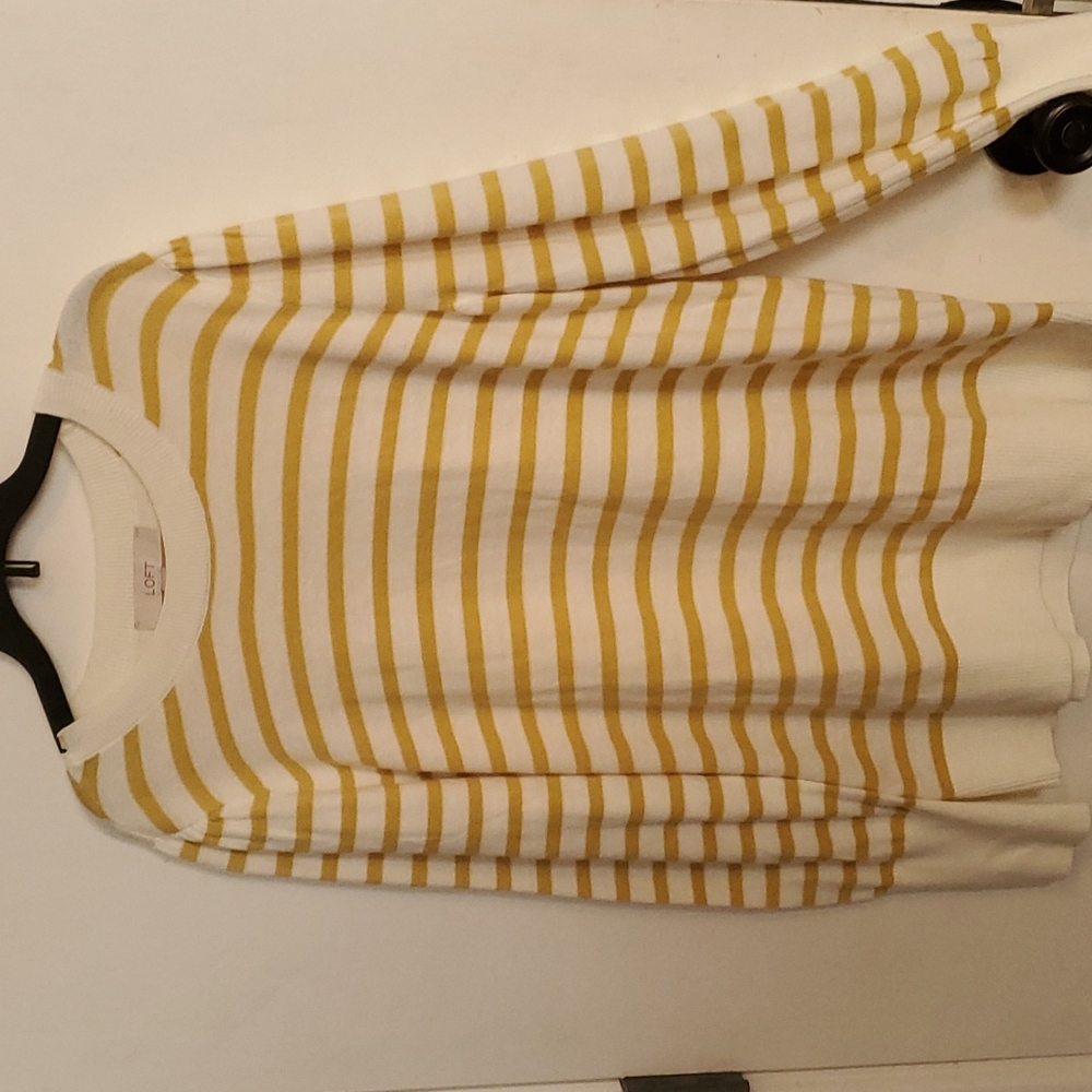 Loft casual Sweater